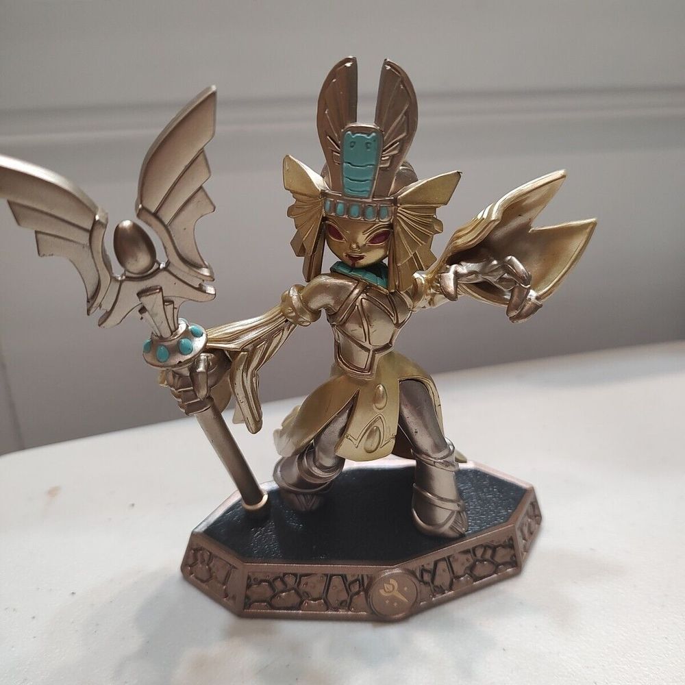 Activision Skylanders Imaginators Sensei‎ Golden Queen (Earth) Figure